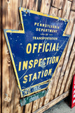 RARE - Véritable panneau Pennsylvania Official Inspection Station - Années 1960’s - Double face - 71 × 60 cm - Import USA