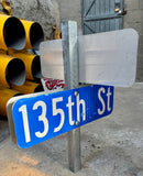 Véritable panneau de rue Américain - SUR PIED  - Environ 76x61cm - Provenance Iowa, USA