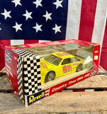 Véritable miniature NASCAR Échelle 1:24 - Nº68 Bobby Hamilton - Import USA