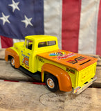 Véritable miniature tirelire Ford F-100 de 1956 en métal - Echelle 1:25 - Import USA