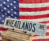 Véritable panneau de rue Américain - 60,5cm x 15cm - Import USA - WHEATLANDS Ave
