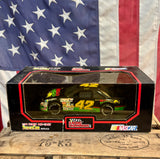 Véritable miniature NASCAR Échelle 1:24 - n°42 Kyle Petty - Pontiac - Mello Yello - Import USA