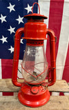 Véritable Lampe Ferroviaire à Pétrole - DIETZ - Époque 1960’s