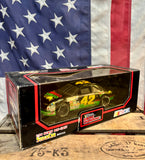 Véritable miniature NASCAR Échelle 1:24 - n°42 Kyle Petty - Pontiac - Mello Yello - Import USA