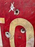 INEDIT - Véritable panneau routier Américain - STOP - Criblé de balles ! - 76x76cm - Provenance Michigan, USA