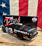 Véritable Miniature NASCAR Échelle 1:24 #3 Dale Earnhardt - Sous licence officielle !