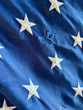 Véritable drapeau américain XXL - Années 1960’s - 2m12 × 1m42 - Made in USA à Saint-Louis, Missouri