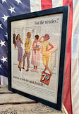 Véritable Affiche publicitaire encadrée SevenUp datant de 1962 ! Made in USA