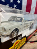 RARE - Véritable miniature XXL Ford Mustang 1964 ½ Édition Pace Car Indianapolis 500 - Échelle 1/12 - Import USA