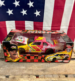 Véritable miniature NASCAR Échelle 1:24 - Nº5 Terry Labonte - Import USA