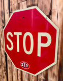 Véritable panneau routier Américain - STOP Indy500 - 61X61cm - Provenance Indiana, USA