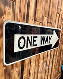 Véritable panneau routier Américain - ONE WAY - 91x30.5cm - Provenance Michigan, USA