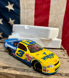 Véritable Miniature NASCAR Échelle 1:24 #3 Dale Earnhardt - Sous licence officielle !
