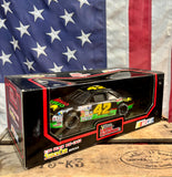 Véritable miniature NASCAR Échelle 1:24 - n°42 Kyle Petty - Pontiac - Mello Yello - Import USA