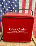 Véritable glacière américaine Cola Cooler - Années 1950's - 42x38x31cm - Made in USA