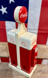 Véritable Salière (Sel & Poivre) en forme de distributeur Coca-Cola® - Sous licence officielle - 1993