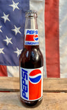 Véritable Bouteille en Verre Pepsi - Édition Knoxville National Championship - 1993 - Pleine et Scellée - Provenance États-Unis