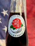 Véritable Bouteille en Verre Coca-Cola - Iowa Hawkeyes - 1985 - Pleine et Scellée - Provenance États-Unis