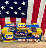 Véritable miniature NASCAR Échelle 1:24 - Nº15 Michael Waltrip- Import USA