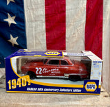 RARE - Véritable Miniature NASCAR Échelle Édition Anniversaire 1940’s - - Date de 1998 - Sous licence officielle !