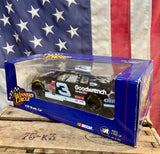 Véritable GRANDE miniature NASCAR Échelle 1:16 - n°3 Dale Earnhardt - Chevrolet Monte Carlo - Goodwrench - Import USA