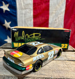 Véritable Miniature NASCAR Échelle 1:24 #22 Wade Burton - Sous licence officielle !