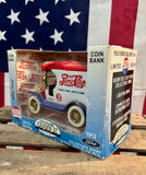 Véritable miniature-tirelire camion et pompe essence PEPSI en métal - 1990’s - Provenance Texas, USA