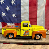 Véritable miniature tirelire Ford F-100 de 1956 en métal - Echelle 1:25 - Import USA