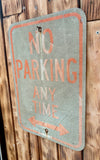 Véritable panneau routier Américain - NO PARKING ANY TIME- 46x30cm - Provenance Illinois, USA