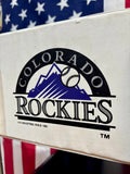 Inédit - Véritable siège de Stade de Baseball des Colorado Rockies - 1993 - Made in USA