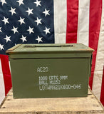 Véritable Caisse à munitions en métal de l’US Army - VIDE - Provenance Alabama
