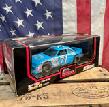 Véritable miniature NASCAR Échelle 1:24 - n°71 Dave Marcis - Chevrolet - Big Apple Market - Import USA