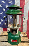 Véritable lampe à pétrole Coleman - Made in USA - 1979 (47 ans) - Provenance Kentucky