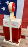 Véritable Salière (Sel & Poivre) en forme de distributeur Coca-Cola® - Sous licence officielle - 1993