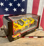 Véritable miniature NASCAR Échelle 1:24 - Nº36 Ernie Irvan - Import USA