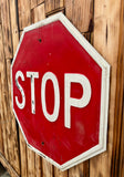 RARE - Véritable panneau routier Américain - STOP en relief - Années 1950's - 61X61cm - Provenance Indiana, USA