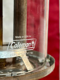 Véritable lampe à pétrole Coleman - Made in USA - 1999 (27 ans) - Provenance Ohio