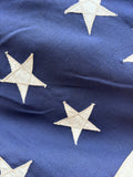 RARE - Véritable drapeau américain 48 Étoiles avec frange dorée sur son mat d’origine d’époque ! Époque 1940’s - Provenance Texas