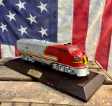 Véritable miniature d'une locomotive Santa Fe F3 de 1948 - 1992 - Import USA