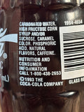 Véritable Bouteille en Verre Coca-Cola - Édition Kentucky Wildcats Basketball - 1993 - Pleine et Scellée - Provenance États-Unis