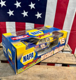 Véritable miniature NASCAR Échelle 1:24 - Nº15 Michael Waltrip- Import USA