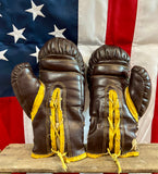 Véritable paire de gants de boxe Everlast - Made in USA - Époque 1970’s