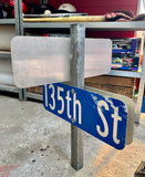 Véritable panneau de rue Américain - SUR PIED  - Environ 76x61cm - Provenance Iowa, USA