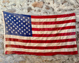 Véritable drapeau Américain de l’Ouest Américain avec beaucoup de patine - 1960’s Provenance Arizona - 146x88cm - MADE IN USA