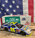 Véritable miniature NASCAR Échelle 1:24 - n°24 Jeff Gordon - Edition spéciale Saint Louis Missouri, USA - Import USA