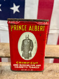 Véritable boîte de tabac en métal - Prince Albert - Époque 1960’s-1970’s - Provenance Michigan