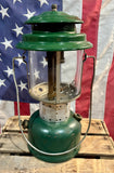 Véritable lampe à pétrole Coleman - Made in USA - 1966 (60 ans) - Provenance Ohio