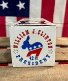 Figurine US President Clinton - Avec sa boîte d’origine ! - Sortie en 2002 - Exclusivité Américaine jamais déballée !