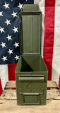 Véritable Caisse à munitions en métal de l’US Army - VIDE - Provenance Alabama