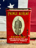 Véritable boîte de tabac en métal - Prince Albert - Époque 1960’s-1970’s - Provenance Michigan